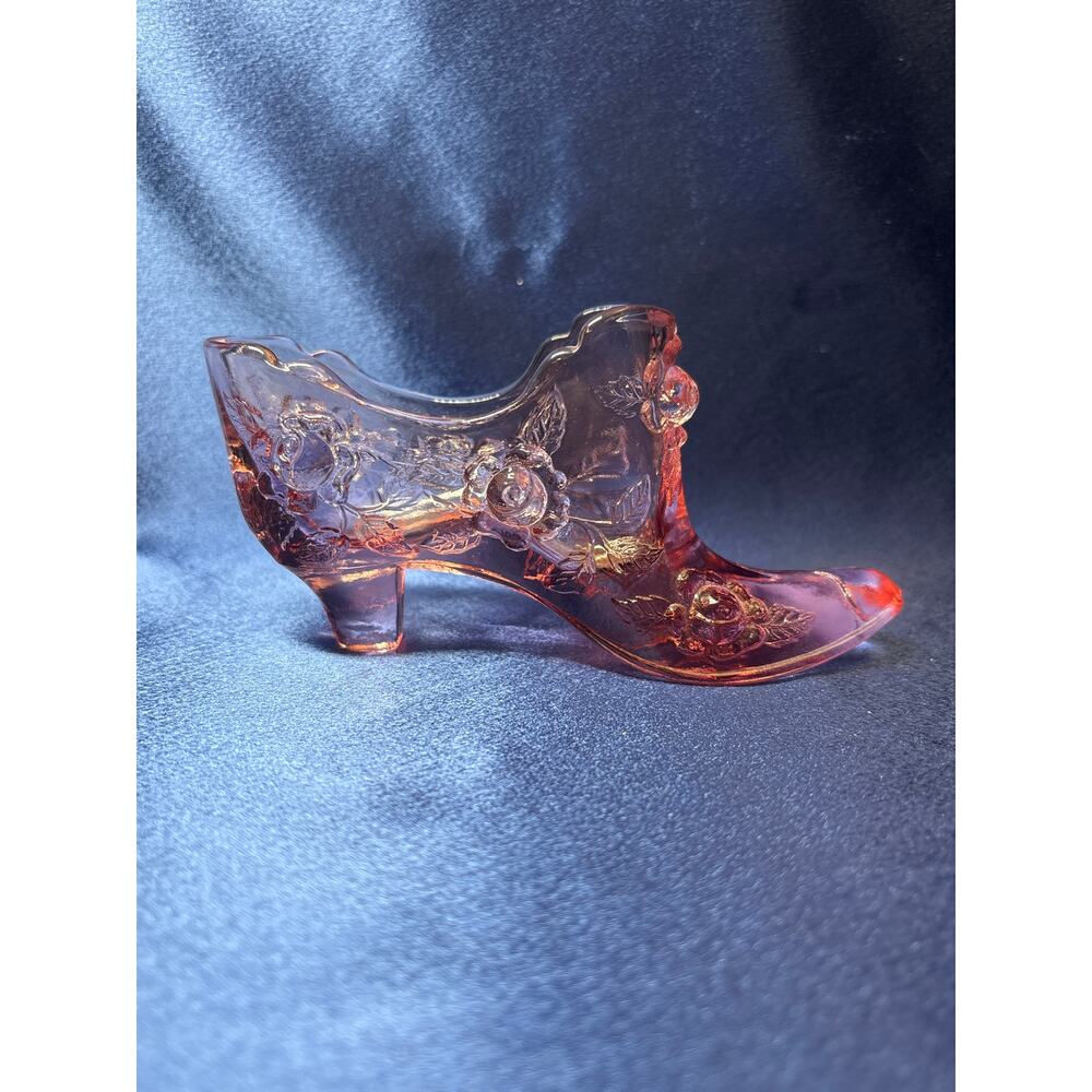 Vintage Fenton Pink Cabbage Roll Pattern Glass Boot - Picture 4 of 7